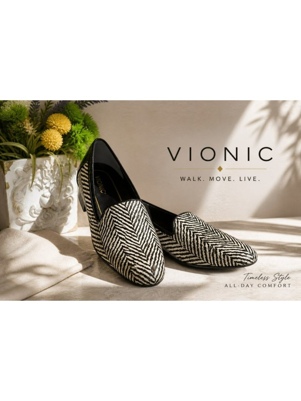 Vionic Womens Willa Zebra Print Loafers Size 7.5M Black & White Leather Slip-On